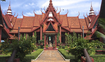 View Phnom Penh Travel Guide